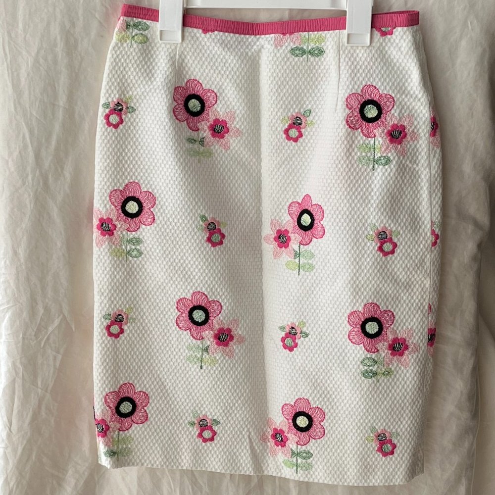 NWT Cynthia Steffe Embroidered Skirt Size 4